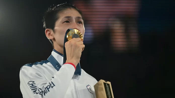 Taiwanese Boxer Lin Yu-ting Wins Gold In Featherweight Category