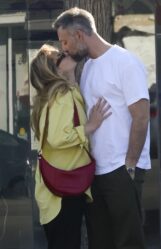 Jennifer Lawrence - Kiss with Cooke Maroney in Studio City 10-21-2024 (7)