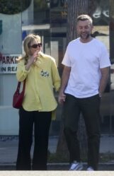 Jennifer Lawrence - Kiss with Cooke Maroney in Studio City 10-21-2024 (9)