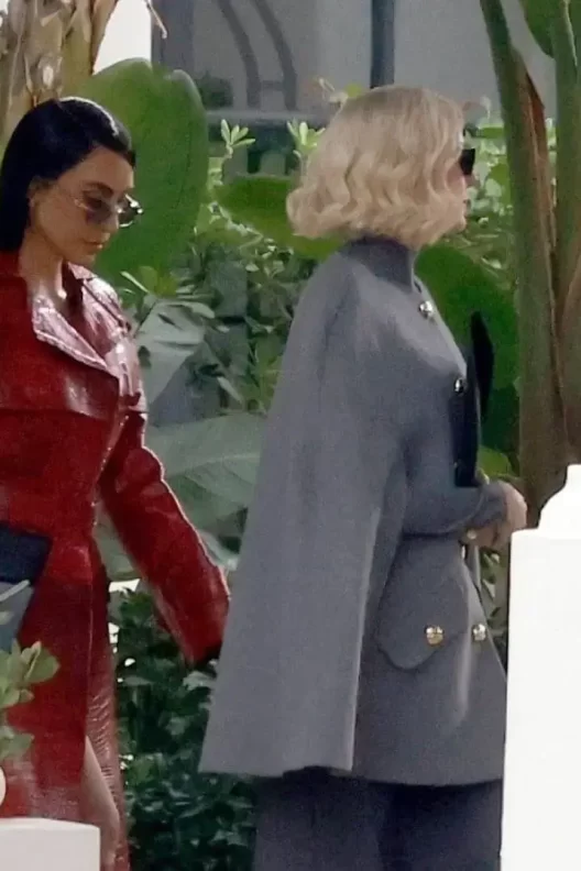 Kim Kardashian And Naomi Watts On The Set Of 'all's Fair' 10-15-2024 (10)