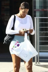 Nicole Murphy - Stepped Out At Rite Aid In Beverly Hills 10-21-2024 (3)