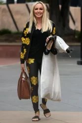 Shannon Beador - Floral Print Style In Ontario 10-17-2024 (5)